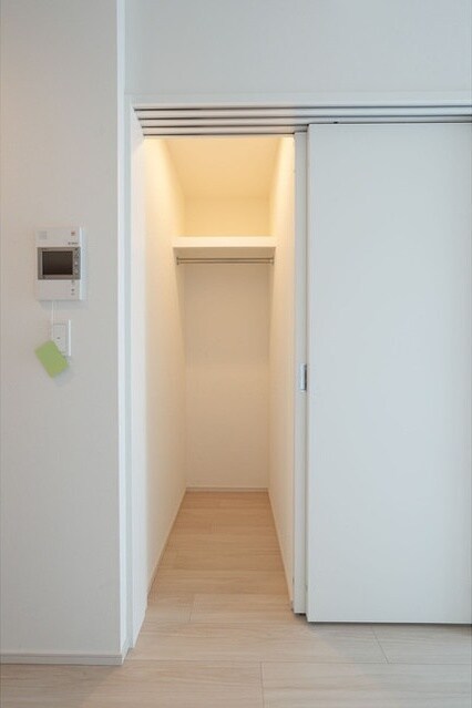 コンフォリア東新宿の物件内観写真