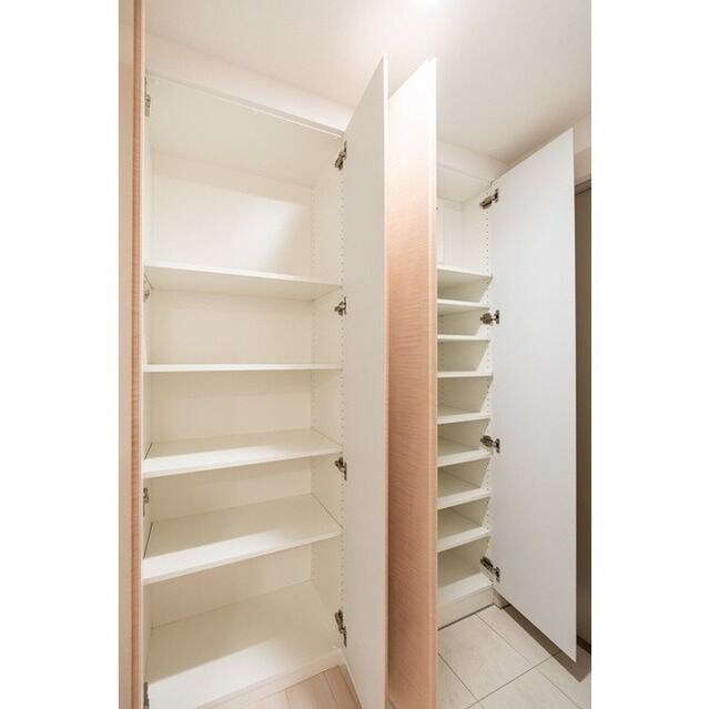 コンフォリア・リヴ板橋の物件内観写真