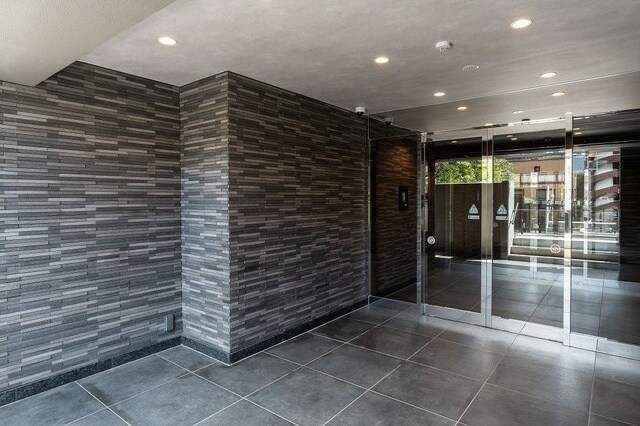 下落合駅 徒歩6分の物件外観写真