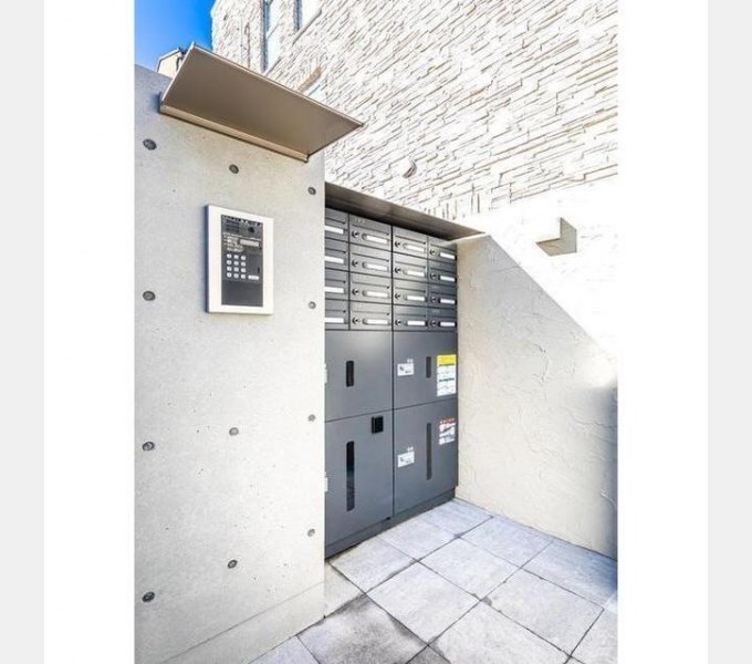 ウェルスクエアイズム四谷大京町の物件内観写真