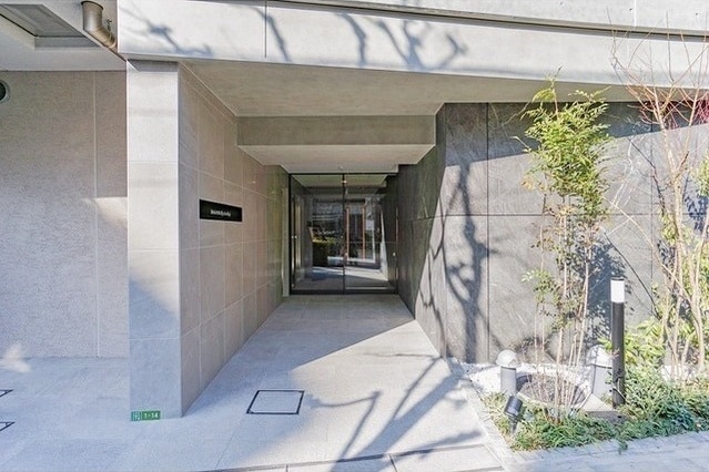 ＬａＳａｎｔｅ文京千駄木の物件外観写真