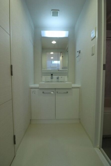 コンフォリア早稲田の物件内観写真