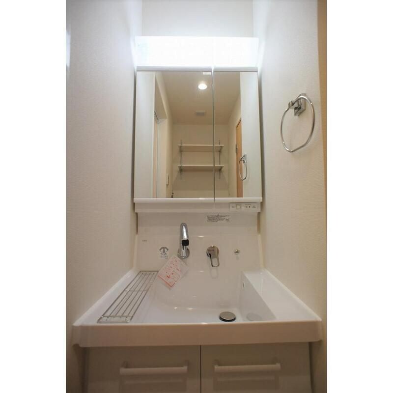 エミル新宿の物件内観写真