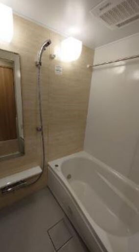 ONE ROOF RESIDENCE KIBA WESTの物件内観写真