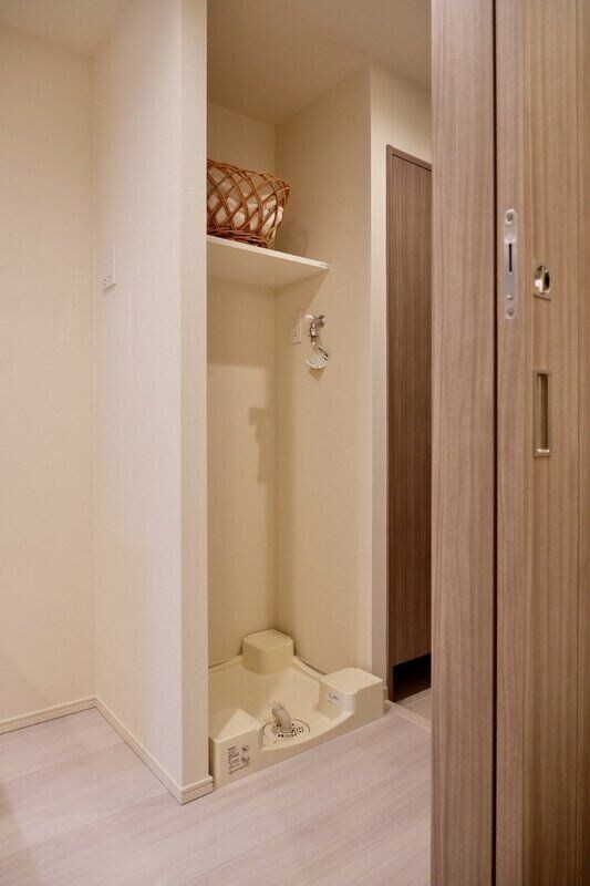 ONE ROOF RESIDENCE KIBA WESTの物件内観写真