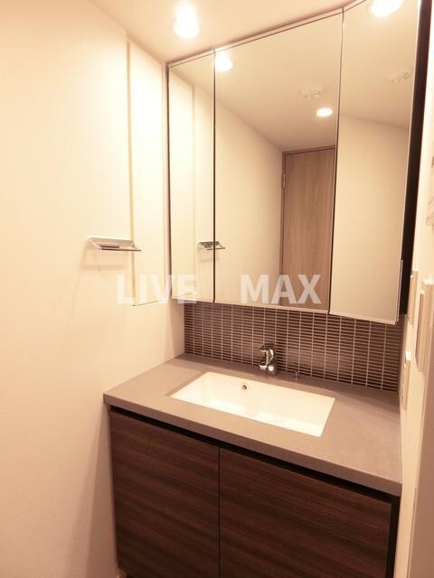 ザ・パークハビオ月島フロントの物件内観写真