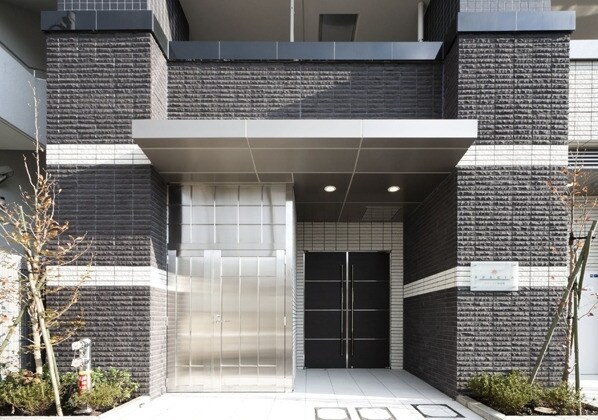 スペーシア梅屋敷の物件外観写真