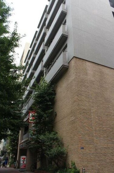 白金台アパートメントの物件外観写真