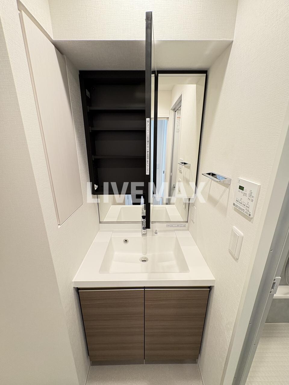 クレストコート旗の台の物件内観写真