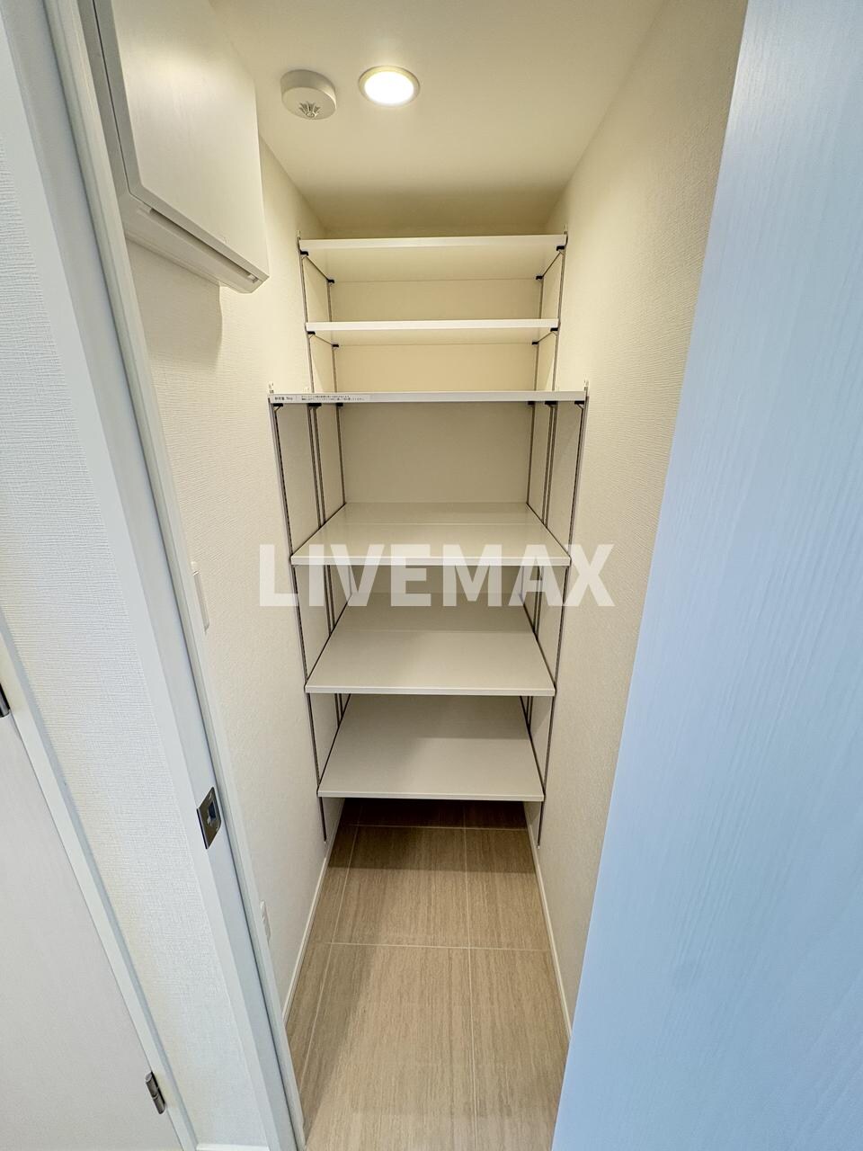 クレストコート旗の台の物件内観写真