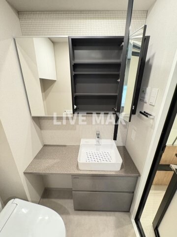 シーズンフラッツ大井町の物件内観写真