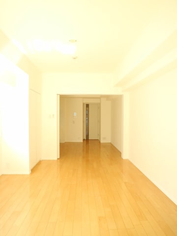 プラウドフラット南青山の物件内観写真