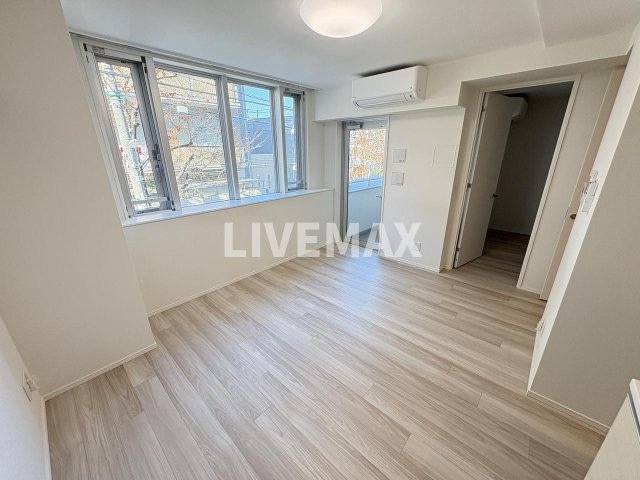 クレストコート旗の台の物件内観写真