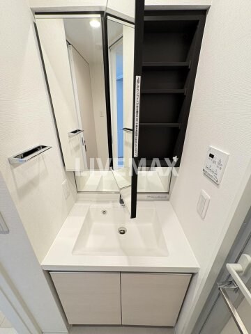 クレストコート旗の台の物件内観写真