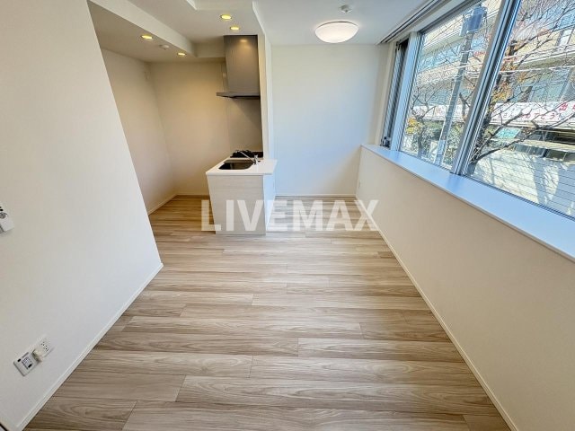 クレストコート旗の台の物件内観写真