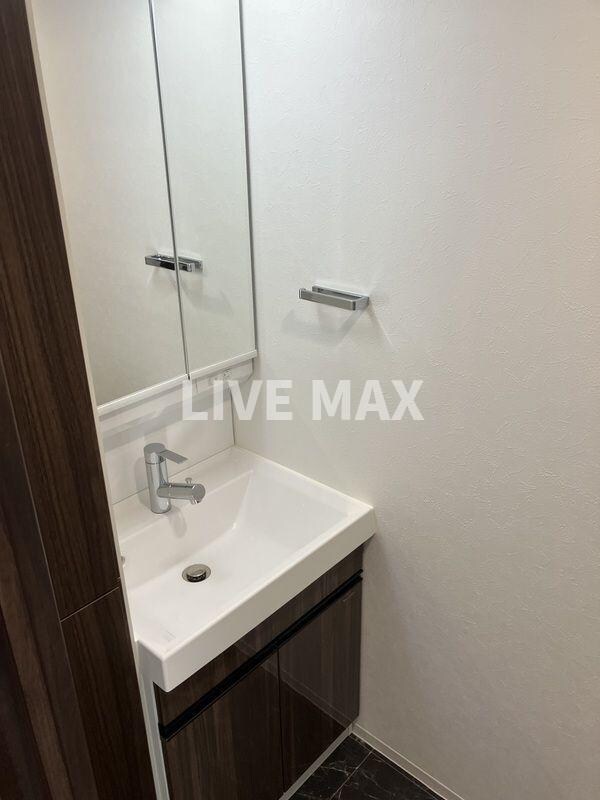 SQUARE CITY NAKAMAGOMEの物件内観写真