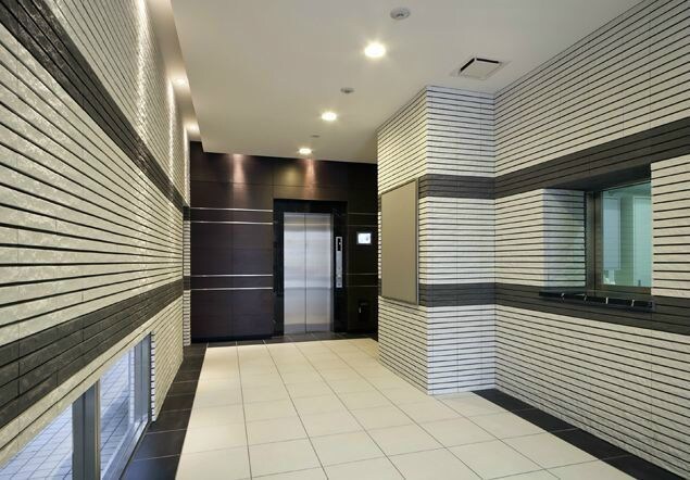 スペーシア梅屋敷の物件外観写真