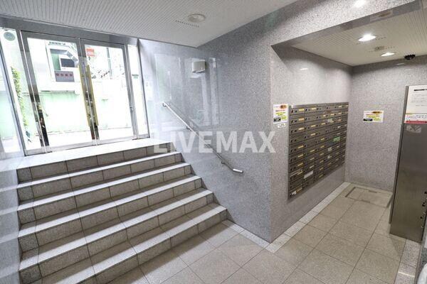 メインステージ白金高輪の物件外観写真