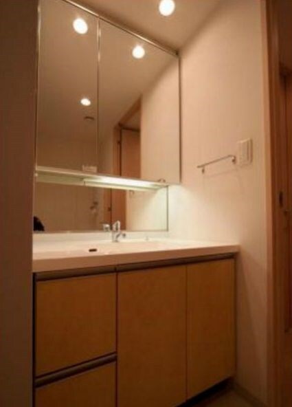 Ｗｈｉｔｅ　Ｔｏｗｅｒ　Ｈａｍａｍａｔｓｕｃｈｏの物件内観写真