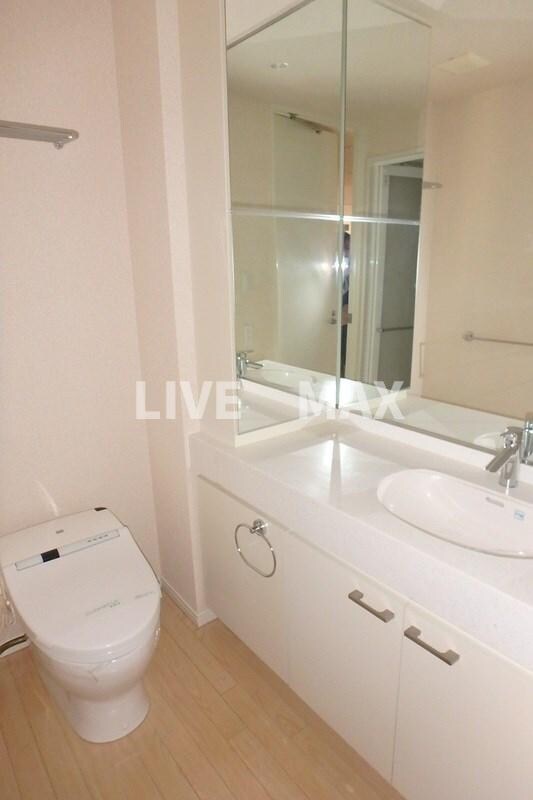 ドゥーエ南麻布の物件内観写真