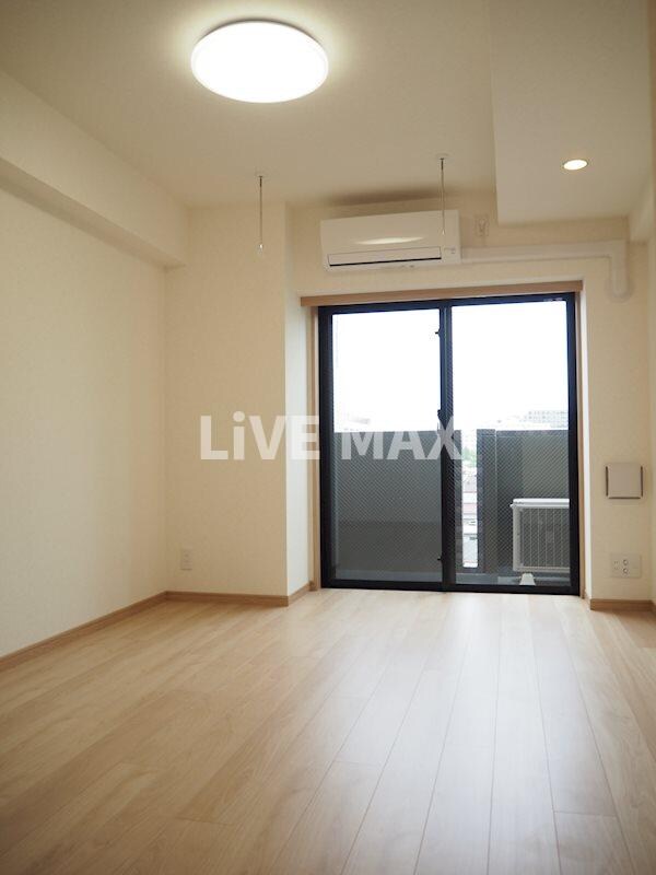 ルーブル大島弐番館の物件内観写真