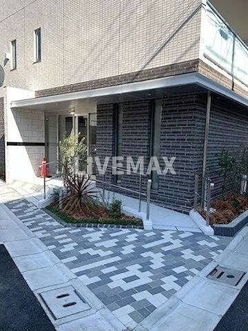 サンハイム雪が谷大塚の物件外観写真