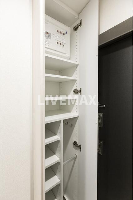 コンフォリア・リヴ品川南大井の物件内観写真