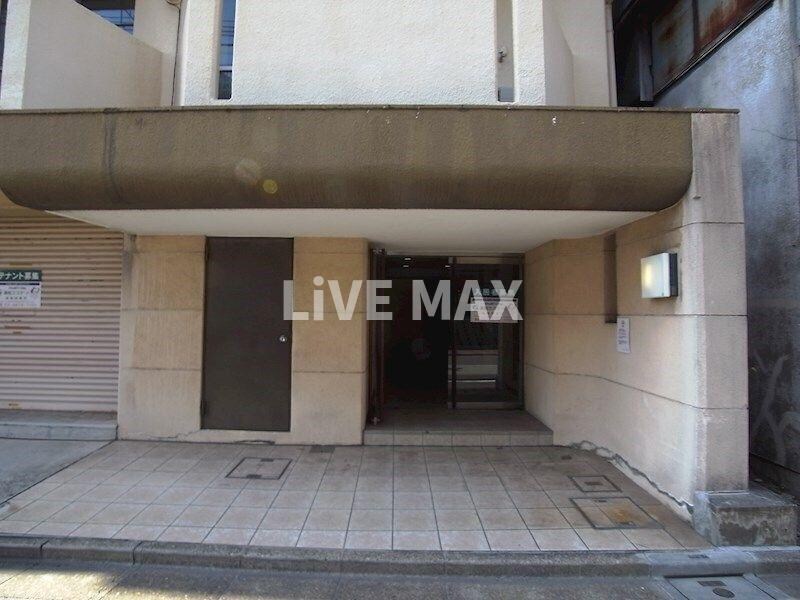 越田ビルの物件外観写真