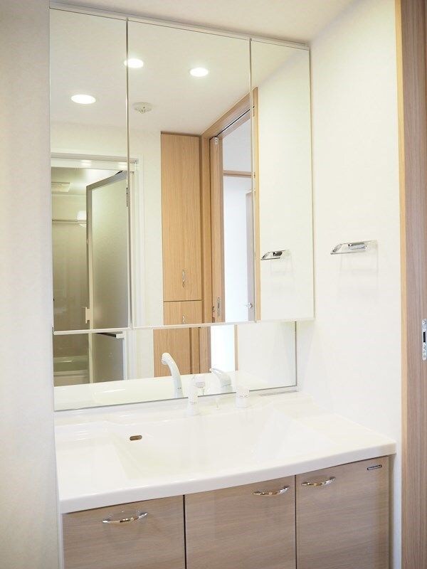 ルーブル白金高輪参番館の物件内観写真