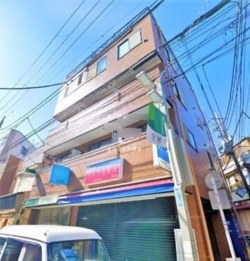 リライアンスコート志村の物件外観写真