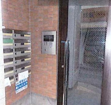 リライアンスコート志村の物件外観写真