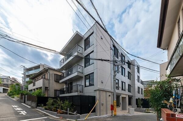 ＣＯＣＯＣＵＢＥ鵜の木の物件外観写真