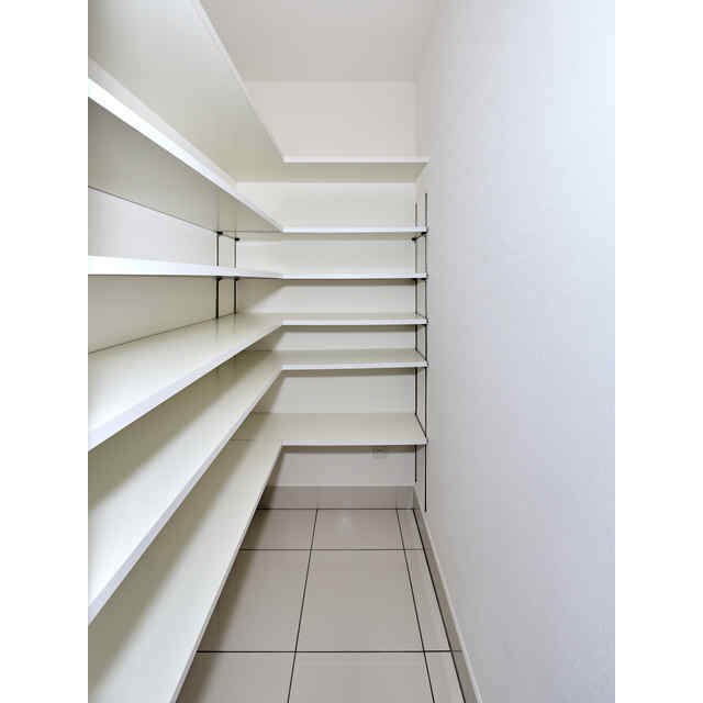 ドゥーエ入谷Ⅲの物件内観写真