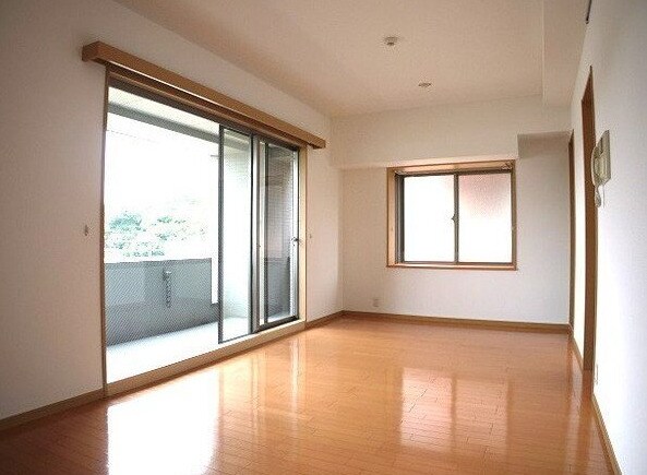 白金台アパートメントの物件内観写真