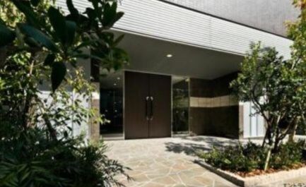 パークアクシス上野三丁目の物件外観写真