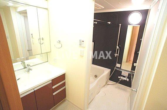 コンフォリア日本橋の物件内観写真