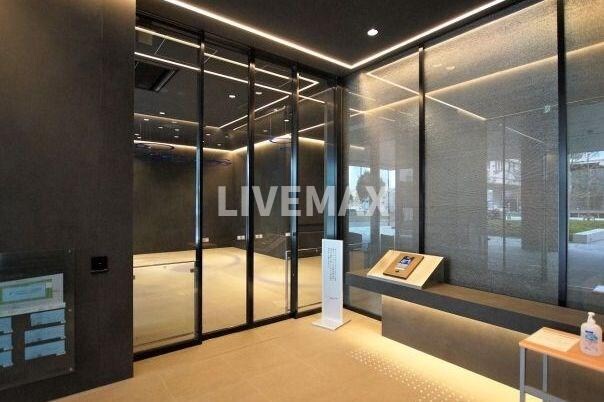 ローレルタワールネ浜松町の物件外観写真