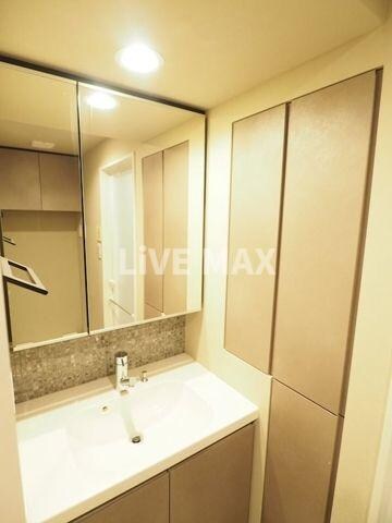 クロスレジデンス日本橋本町の物件内観写真