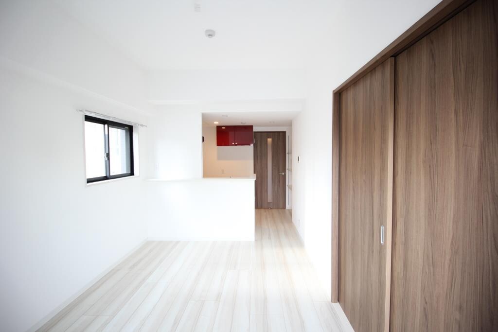 イート アパートメント ヴェリタスの物件内観写真