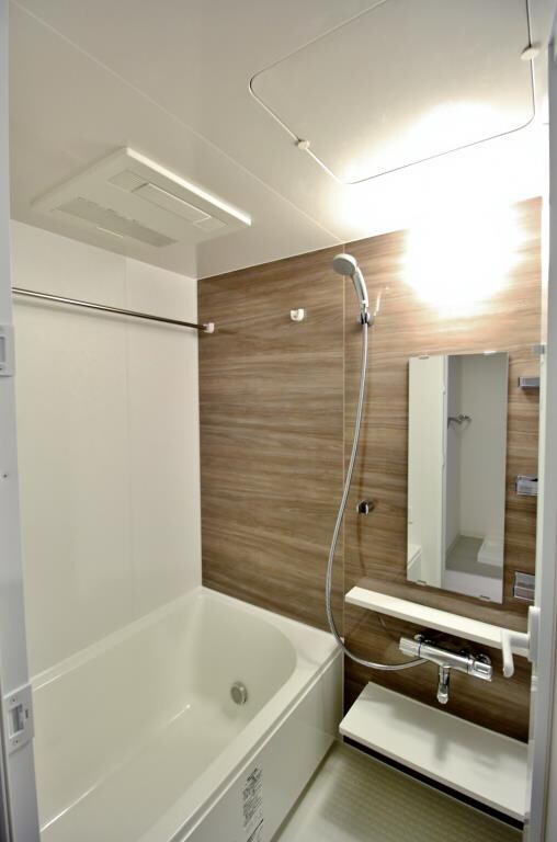 イート アパートメント ヴェリタスの物件内観写真