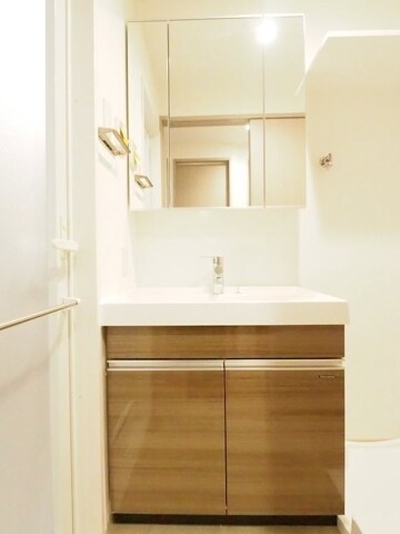 ドゥーエ入谷Ⅰの物件内観写真