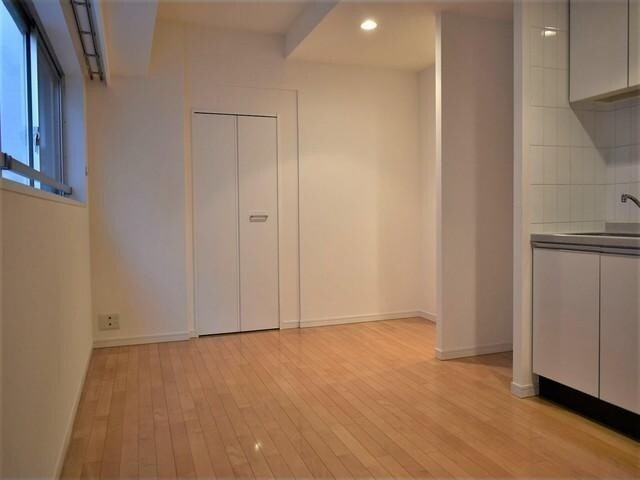 ルクレ新川レジデンスの物件内観写真