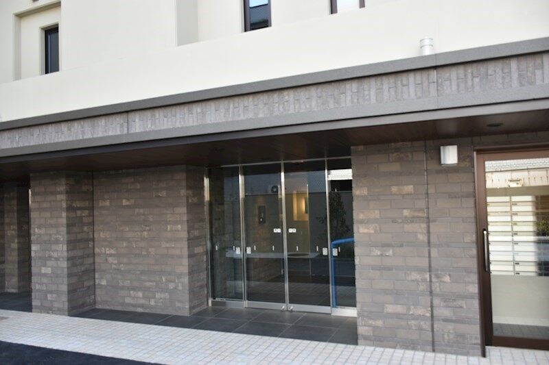 ラテスト白金台の物件外観写真