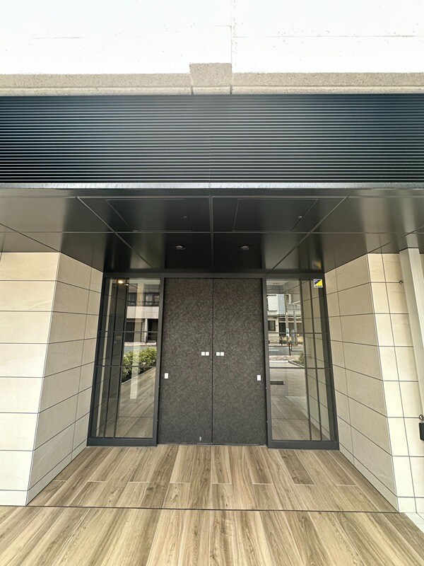 ラティエラ上野入谷の物件外観写真