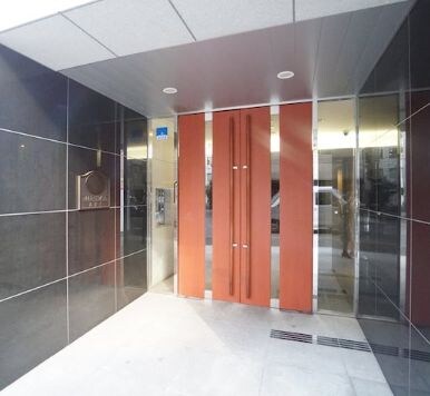 メインステージ九段下の物件外観写真