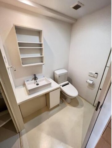 イースト秋葉原の物件内観写真