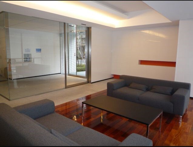 レジディア新御徒町の物件外観写真