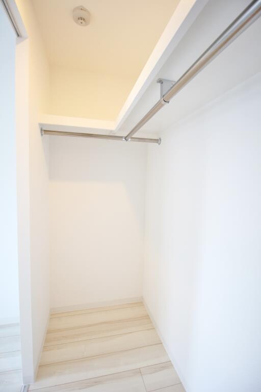 イート アパートメント ヴェリタスの物件内観写真