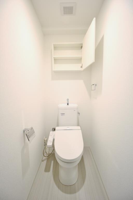 イート アパートメント ヴェリタスの物件内観写真