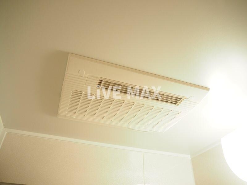 ルーブル大島弐番館の物件内観写真